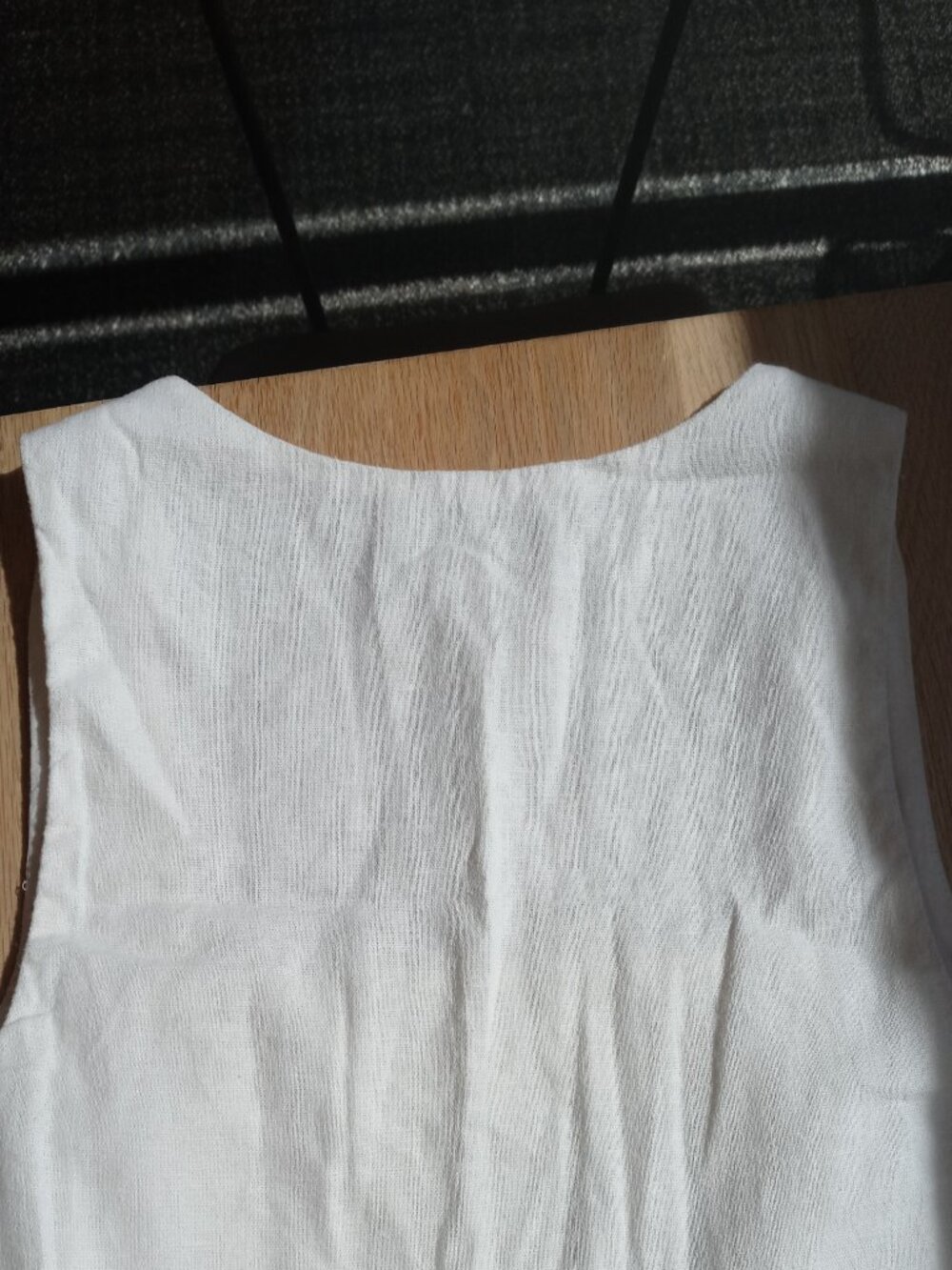 ABERCROMBIE & FITCH linen blend square neck top (S) - Picture 12 of 13
